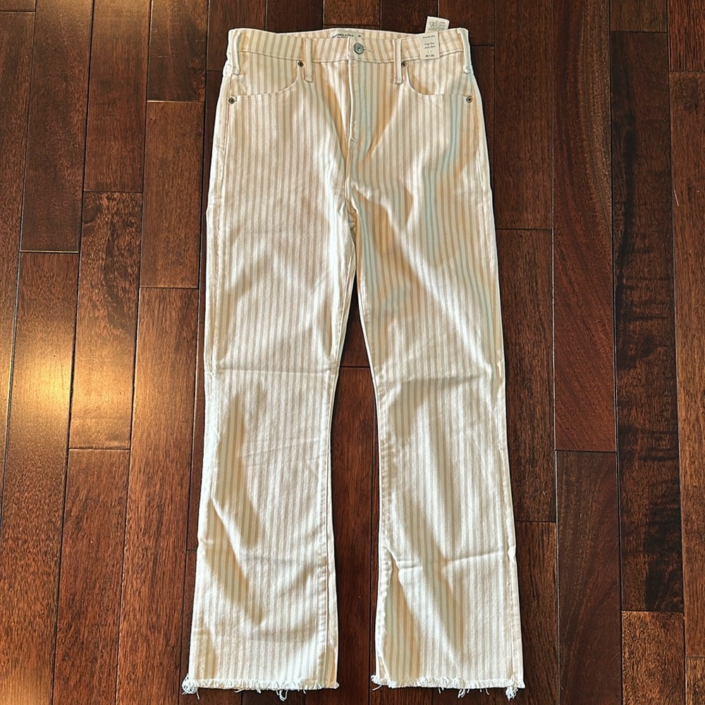 Abercrombie High Rise Ankle Flare 10 Long NWT